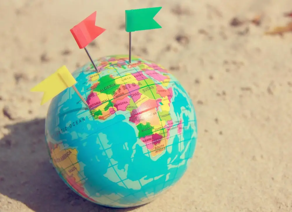 Geodesic Lines with the Google Maps Geometry API